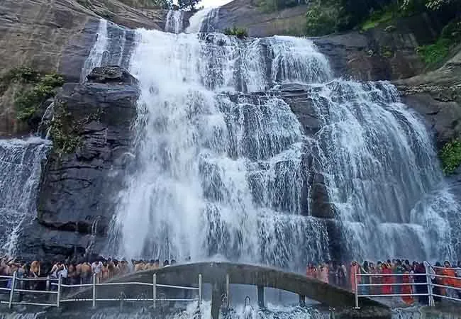 Sudden rain ... pouring down waterfalls!